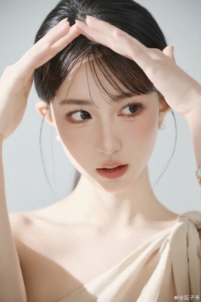 春光乍泄